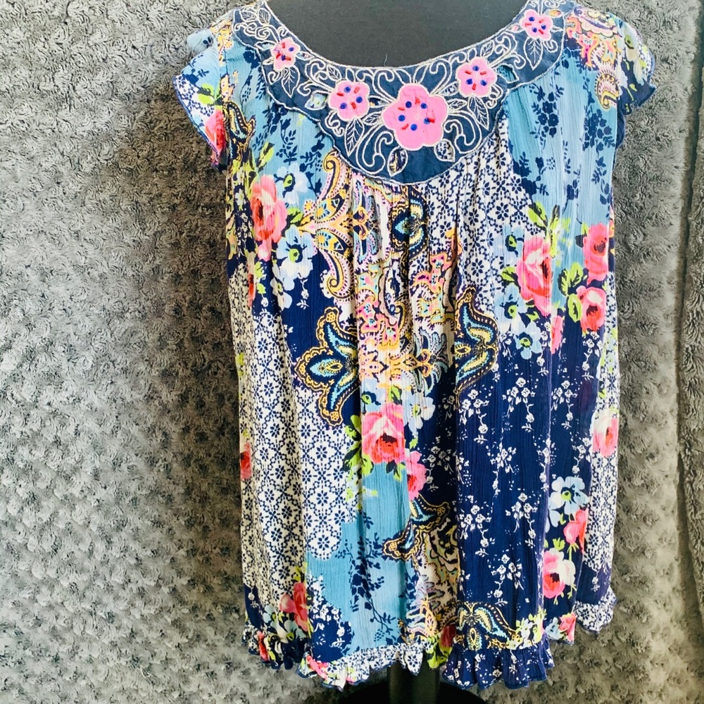 Colorful bohemian floral chiffon tank top